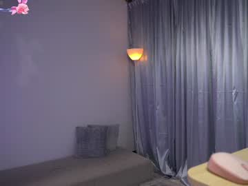 Mia_V7 Chaturbate stream image from June 18, 2026