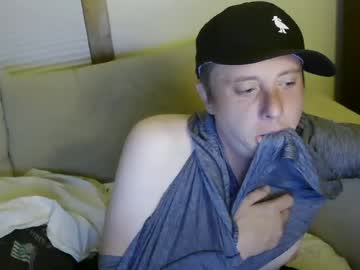 Atombumm Chaturbate stream image from June 18, 2026