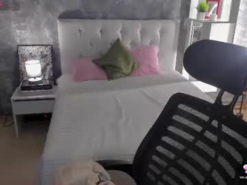 Shiny_Lisss Chaturbate stream image from June 18, 2026