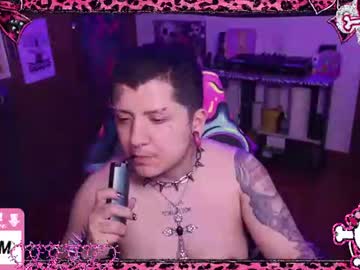Ftmbiggestclit Chaturbate stream image from June 18, 2026