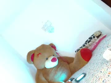 Niki_Bruthenne Chaturbate stream image from June 18, 2026