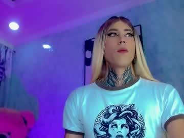 Oliviahot001 Chaturbate stream image from June 18, 2026
