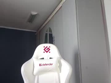 Lomamcmeen Chaturbate stream image from June 18, 2026