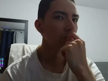 Dan_Hottest Chaturbate stream image from June 18, 2026