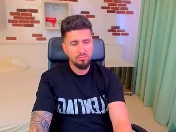 Loganstroud Chaturbate stream image from June 18, 2026