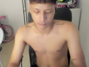 White_Master444 Chaturbate stream image from June 18, 2026