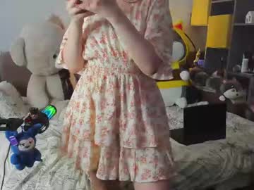 Velvettsinn Chaturbate stream image from June 18, 2026