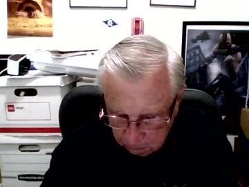 Funclemike Chaturbate stream image from June 18, 2026