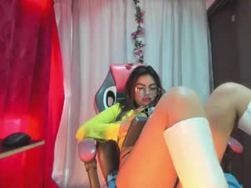 Clarise17 Chaturbate stream image from June 18, 2026
