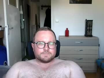 Jeuneloup92 Chaturbate stream image from June 18, 2026