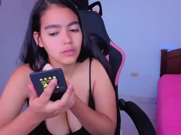 Victoriacarmonaa Chaturbate stream image from June 18, 2026