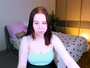 Mooonlightsky Chaturbate stream image from June 18, 2026