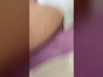 35yeahyeah35 Chaturbate stream image from June 18, 2026