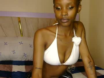 Nyra_Vesper Chaturbate stream image from June 18, 2026