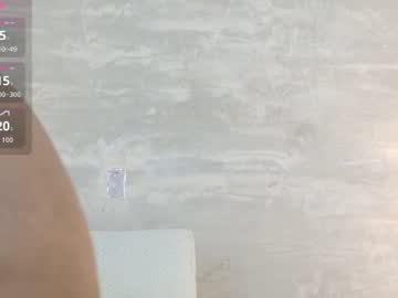Alaia_Colins Chaturbate stream image from June 19, 2026