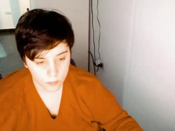 Almondonwheels Chaturbate stream image from June 19, 2026