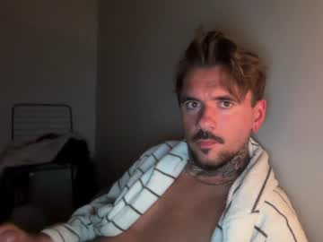 Gggircis Chaturbate stream image from June 19, 2026