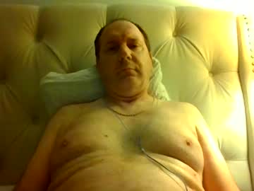 Lilfuzzytaco Chaturbate stream image from June 19, 2026