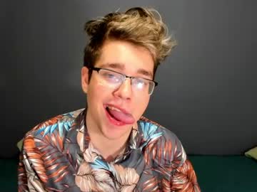 Zeryix Chaturbate stream image from June 19, 2026