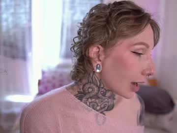 Fuckingtoy_ Chaturbate stream image from June 19, 2026