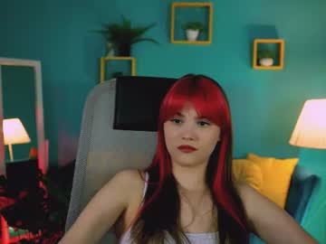 Evathopson Chaturbate stream image from June 19, 2026