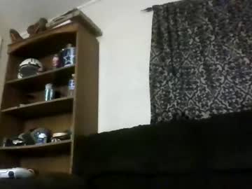 Glly555 Chaturbate stream image from June 19, 2026