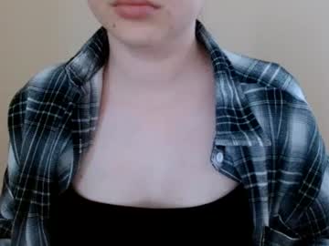 Leyla_Le Chaturbate stream image from June 19, 2026