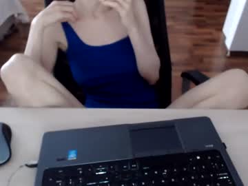 Lunavibe_ Chaturbate stream image from June 19, 2026