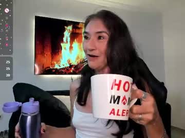 Emma_Mendoza Chaturbate stream image from June 19, 2026