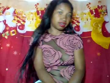 Loulou449866 Chaturbate stream image from June 19, 2026