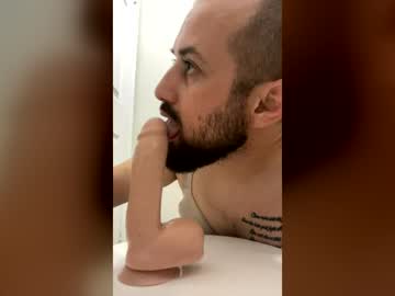 Mt_69 Chaturbate stream image from June 19, 2026