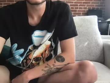 Isocialmedia Chaturbate stream image from June 19, 2026