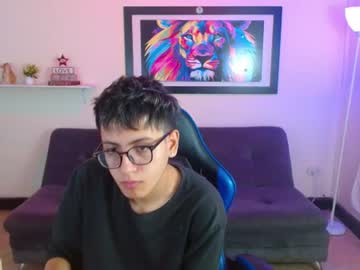 Alexcum_18 Chaturbate stream image from June 19, 2026
