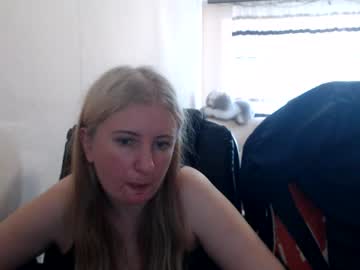Jenisandpeter Chaturbate stream image from June 19, 2026