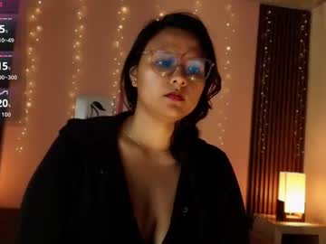 Katty_Collet Chaturbate stream image from June 19, 2026