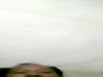 Daddyhug556940 Chaturbate stream image from June 19, 2026