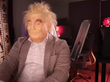 Zeigarniktease Chaturbate stream image from June 19, 2026