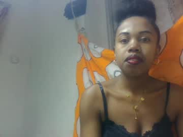 Teragial Chaturbate stream image from June 19, 2026