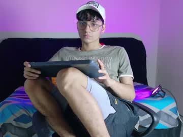 Andrew_Logan_ Chaturbate stream image from June 19, 2026