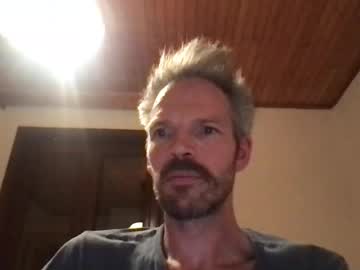 Bingolingo33 Chaturbate stream image from June 19, 2026