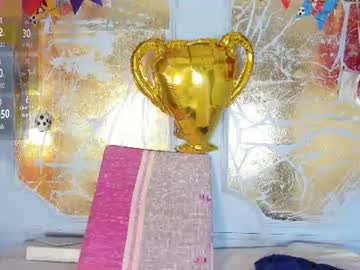Dakota_Flame_Cr Chaturbate stream image from June 19, 2026
