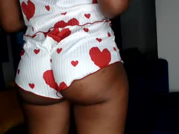 Quinbae Chaturbate stream image from June 19, 2026