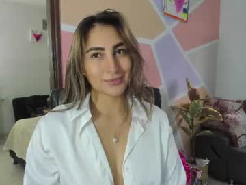 Maiaconnor Chaturbate stream image from June 19, 2026