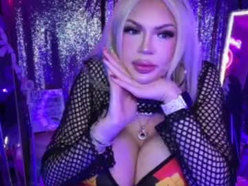 Plasticfuckdoll Chaturbate stream image from June 20, 2026