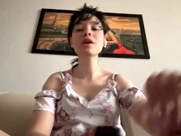 Carolynharrington Chaturbate stream image from June 20, 2026