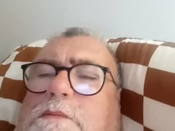 Twohats2810 Chaturbate stream image from June 20, 2026