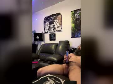 Luiala Chaturbate stream image from June 20, 2026