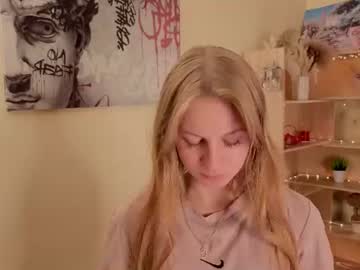 Susannelemay Chaturbate stream image from June 20, 2026