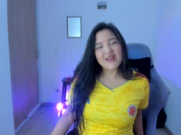 Juli_Santos_22 Chaturbate stream image from June 20, 2026