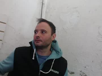 Arield85 Chaturbate stream image from June 20, 2026